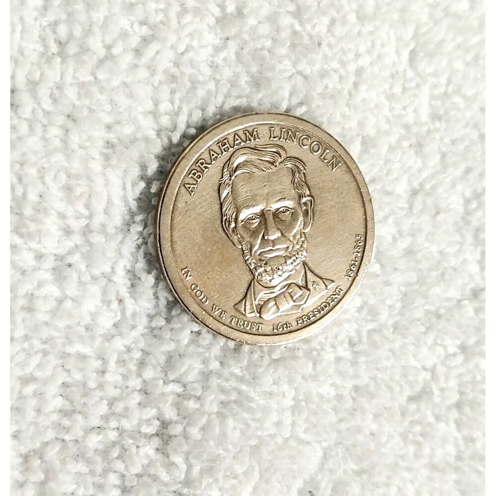Abraham Lincoln 2010 P Presidential Gold Dollar Coin 1861-1865 Rare